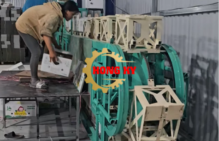 BÀN GIAO MÁY DÁN THÙNG 13KG & 18KG CHO FARM HỚN QUẢN – BÌNH PHƯỚC